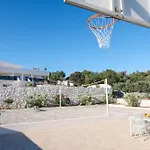 Villa Rita Iii *